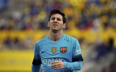 Messi gần như đi bộ trong suốt trận đấu với Las Palmas Messi gan nhu di bo trong suot tran dau voi Las Palmas